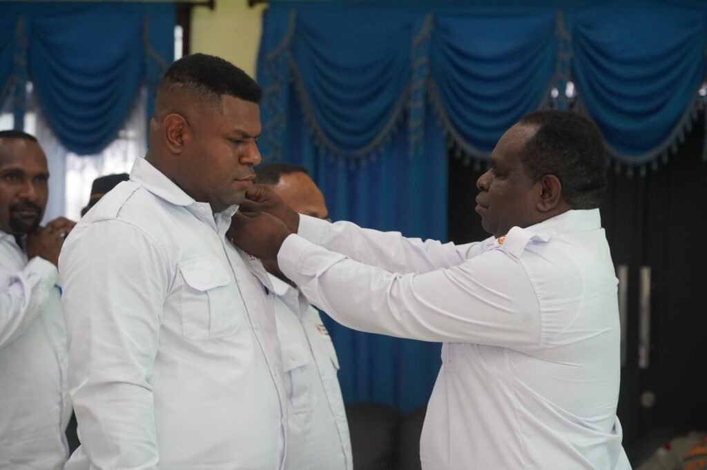 Rendy Suebu Dilantik sebagai Ketua PMI Kab. Jayapura: Bupati Serukan Donor Darah sebagai Gaya Hidup