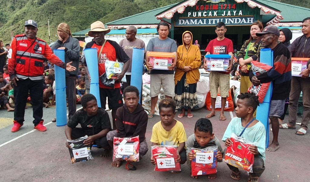 Penerima Manfaat Konflik Sosial